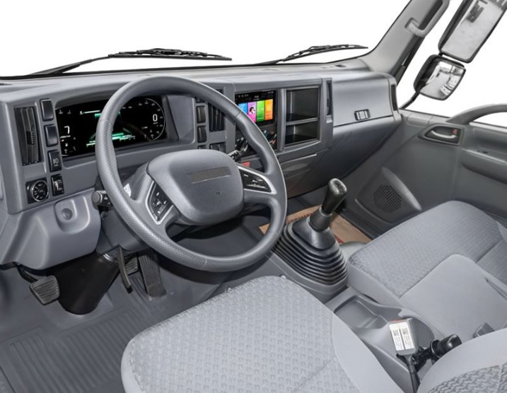 foto_motor_NPR_1100_interior_01